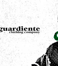 Anne Igartiburu y Marisa Jara visten las camisetas de Aguardiente Clothing
