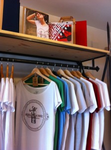 Camisetas de Aguardiente Clothing en en Jean de Luz